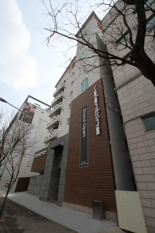 Valentine Hotel Коян Екстер'єр фото